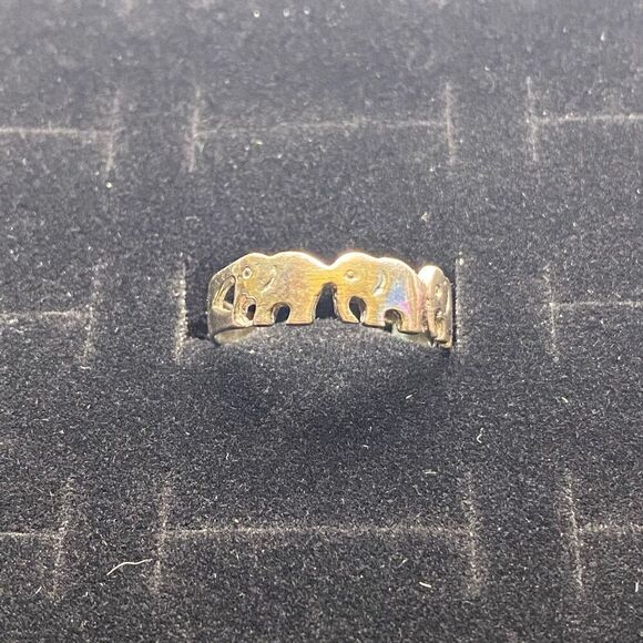 Sterling Silver 4 Elephants Cut Out Ring Size 8.5 - Picture 4 of 9